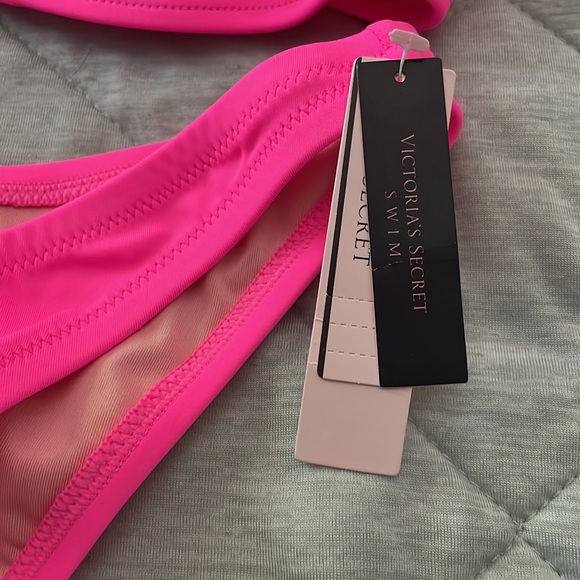 Victoria Secret Swim set  36B and  NWT bottom L - Picture 3 of 9